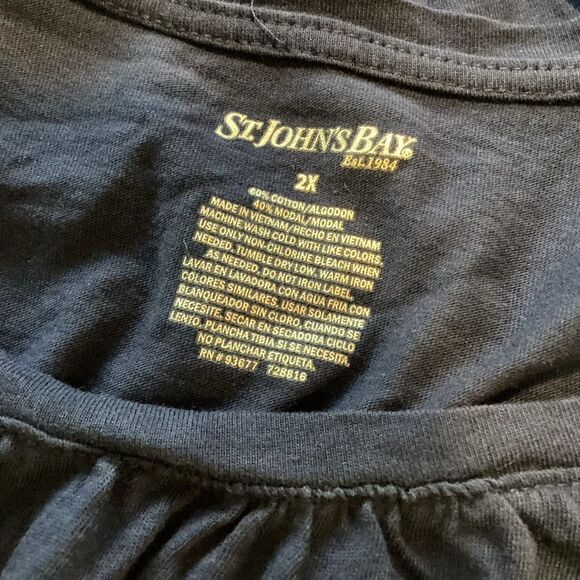 NWOT. St. John’s Bay Women’s 2X Navy Tee with 3/4 Length Sleeves - Picture 9 of 9